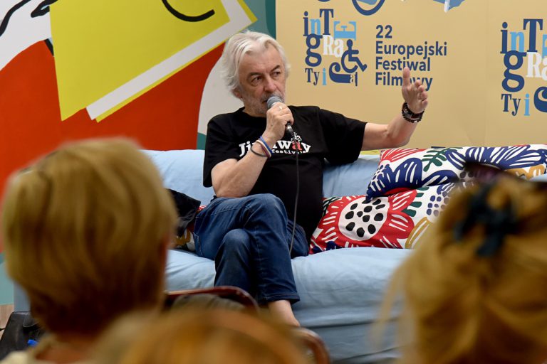 Spotkanie i dyskusję z publicznością prowadzili Jerzy Armata i Łukasz Maciejewski. – zdjęcie 1