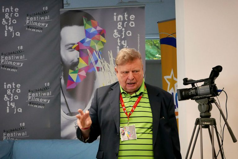 Zdjęcie 14 z albumu „Warsztaty filmowe" – EFF Integracja Ty i Ja.