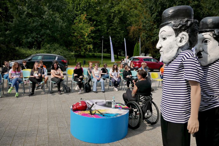 Zdjęcie 16 z albumu „Warsztaty filmowe" – EFF Integracja Ty i Ja.